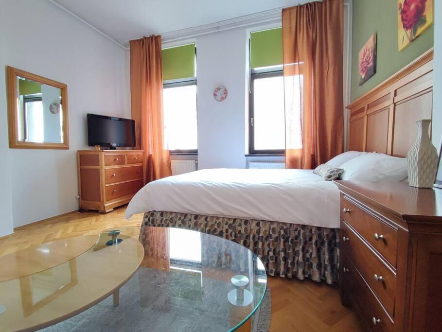 Bascarsija Apartment B-Home Old Town Sarajevo Luaran gambar